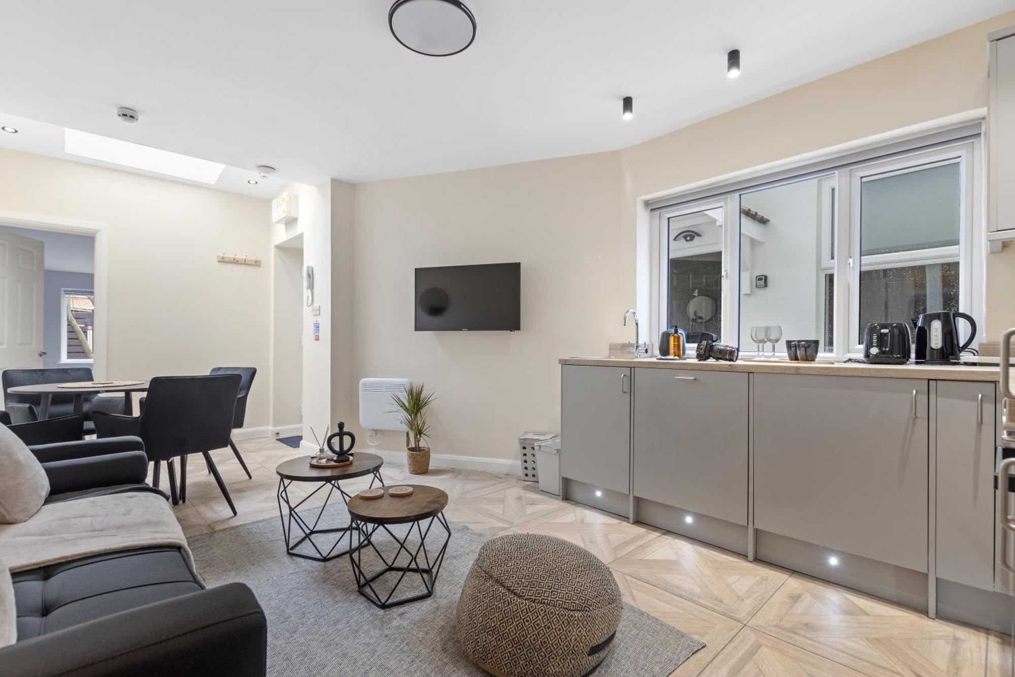Modern Apartment Free Off Road Parking 2X Double Rooms Suite 11 Nottingham Bagian luar foto