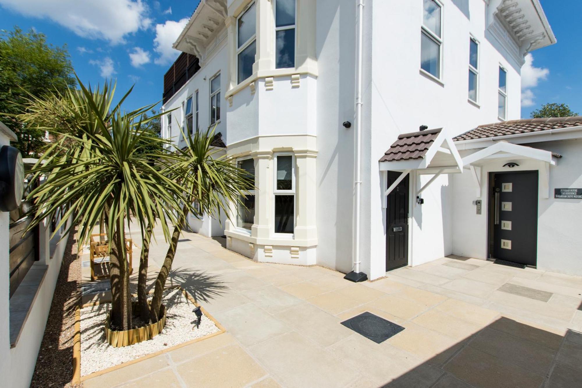 Modern Apartment Free Off Road Parking 2X Double Rooms Suite 11 Nottingham Bagian luar foto